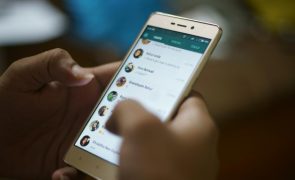 Descubra o truque para ler mensagens completas de WhatsApp sem ter que as abrir