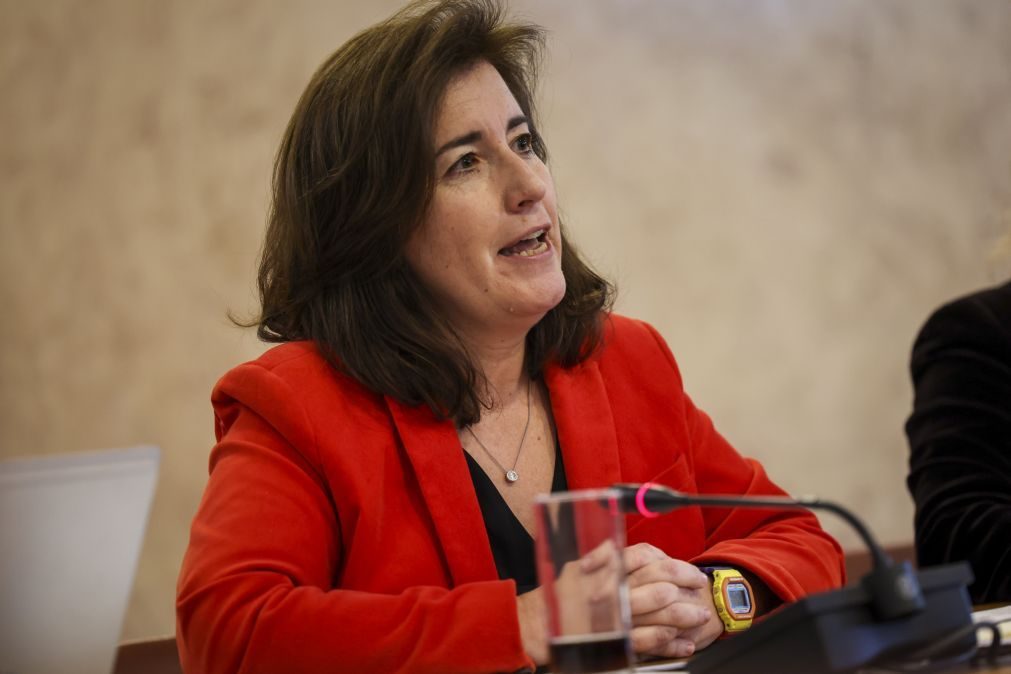 AR: Ministra do Trabalho vai ser ouvida sobre lares ilegais