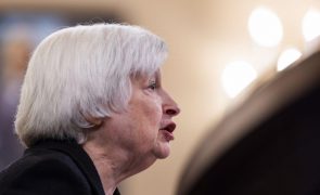 Secretária do Tesouro diz ao Congresso que sistema bancário nos EUA 