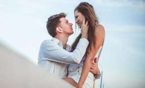 Sexo silencioso: 8 dicas para quando não pode fazer barulho