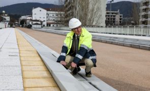 Começo do troço suburbano da Metro Mondego derrapa para junho de 2024
