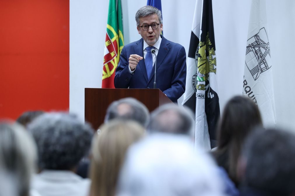 Carlos Moedas anuncia pacote de 85 ME para os bairros municipais de Lisboa