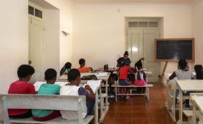 Apoio japonês garante alimentos a cantinas escolares cabo-verdianas