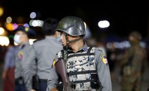 Mais de 3.000 assassínios de civis em dois anos de junta militar em Myanmar