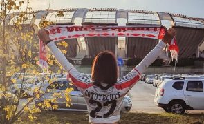Este é o bumbum mais misterioso dos estádios de futebol
