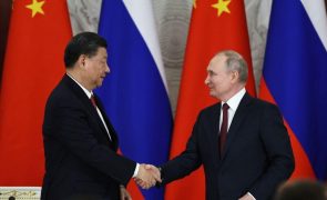 Rússia e China criticam reforço dos laços militares da NATO no Indo-Pacífico