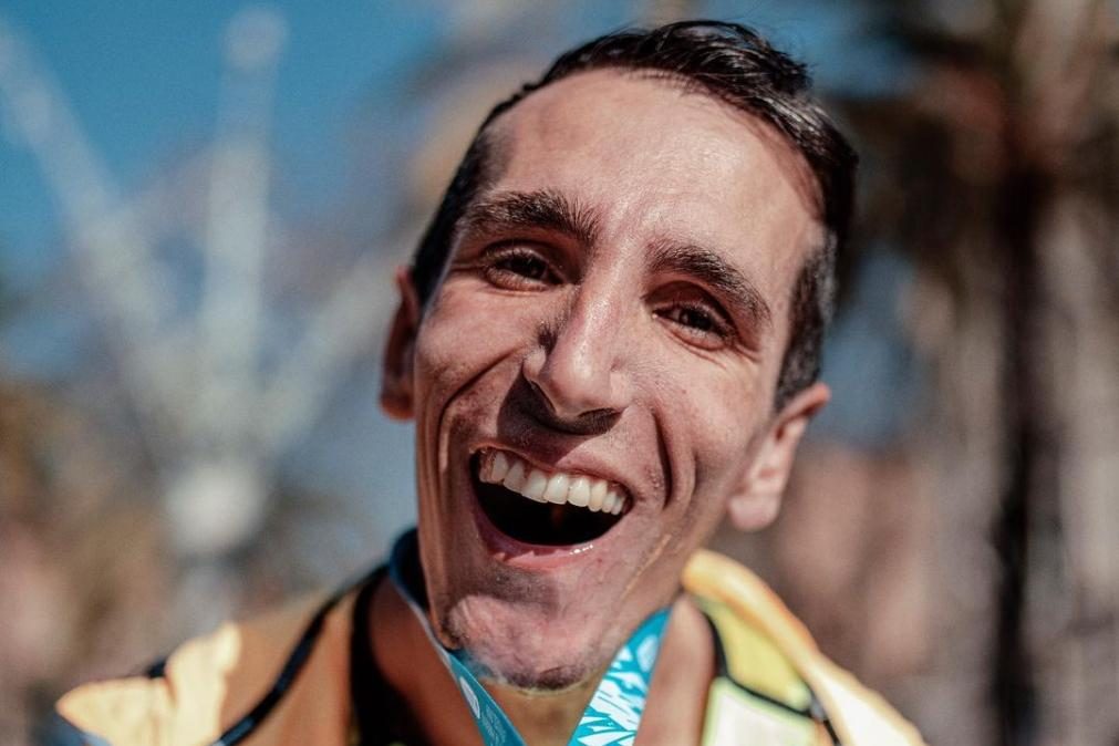 Álex Roca é o primeiro atleta com 76% de incapacidade a terminar uma maratona