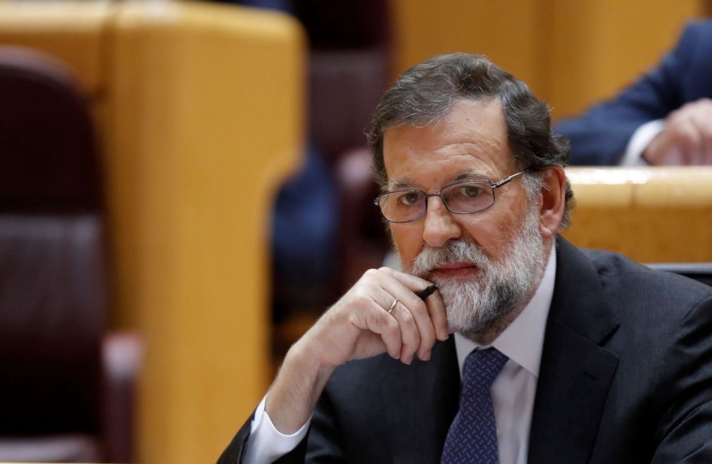 Rajoy afirma que Espanha restaurará a legalidade na Catalunha