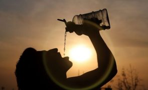 Portugal é 35.º em consumo de água engarrafada, apesar de boa água nas torneiras