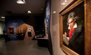 Cientistas tentam explicar morte prematura de Beethoven através do seu ADN