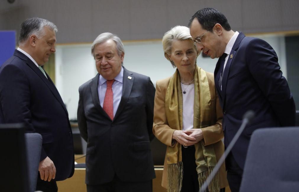 Líderes da UE saúdam acordo para entrega urgente de munições, incluindo mísseis à Ucrânia
