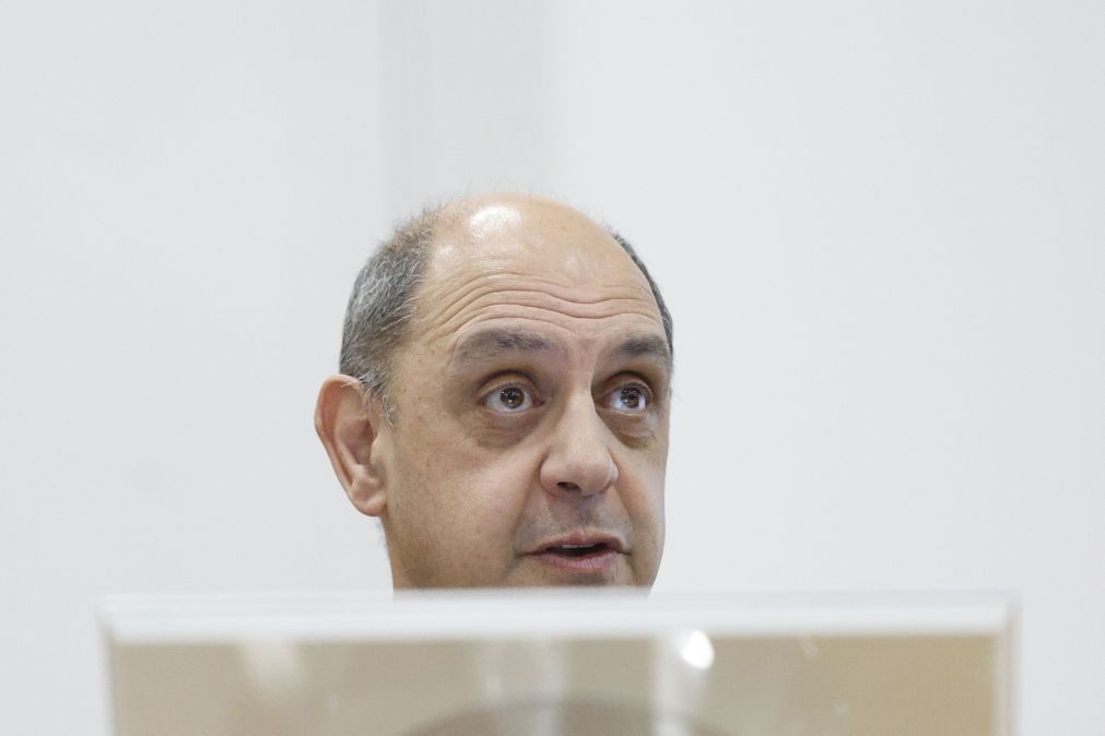 Urgências precisam de equipas dedicadas e com compensação remuneratória -- Ministro