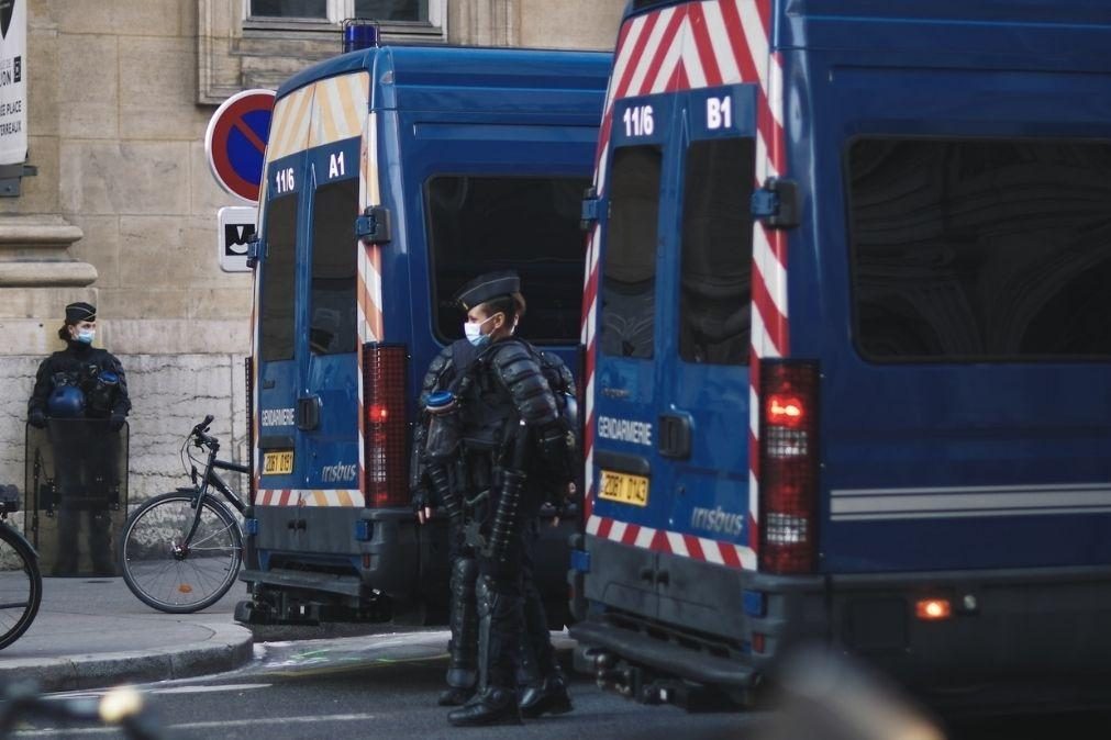 Emigrante português mata mulher em França e deixa filho de 11 anos órfão