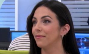 Surpreenda-se com a sósia de Georgina: “A diferença é que vem de autocarro para o trabalho”