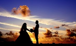 Casamento na primavera? Conheça os vestidos ideais para usar nesta altura do ano