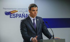 PM espanhol substitui duas ministras para serem candidatas nas municipais de maio