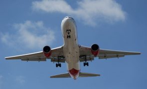 Companhias aéreas europeias esperam recuperar este verão 100% do tráfego pré-pandemia