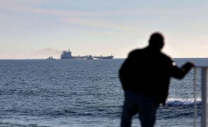 Navio-tanque Greta K atracou no porto de Leixões pelas 15:50 - APDL