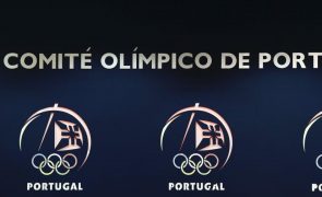 Paris2024: Cerca de 30 ucranianos manifestam-se contra integração de russos e bielorrussos