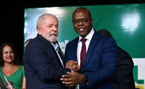 Governo brasileiro promete continuar buscas de desaparecidos durante a ditadura