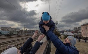 Quase 20 mil crianças ucranianas deportadas ilegalmente pela Rússia