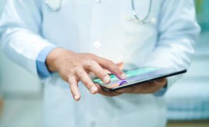 É isto que tem de fazer para acompanhar o conhecimento médico