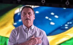 Governo brasileiro diz não ter preocupação com o retorno de Jair Bolsonaro