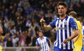 FC Porto bate o Portimonense e mantém-se a 10 pontos do Benfica