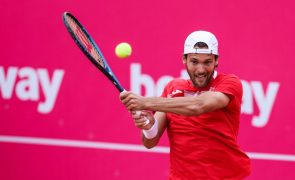 Estoril Open: Sousa conquista 