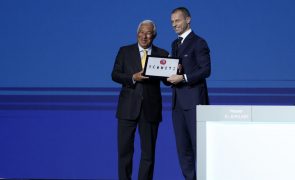 António Costa promove candidatura ao Mundial de 2030 no congresso da UEFA