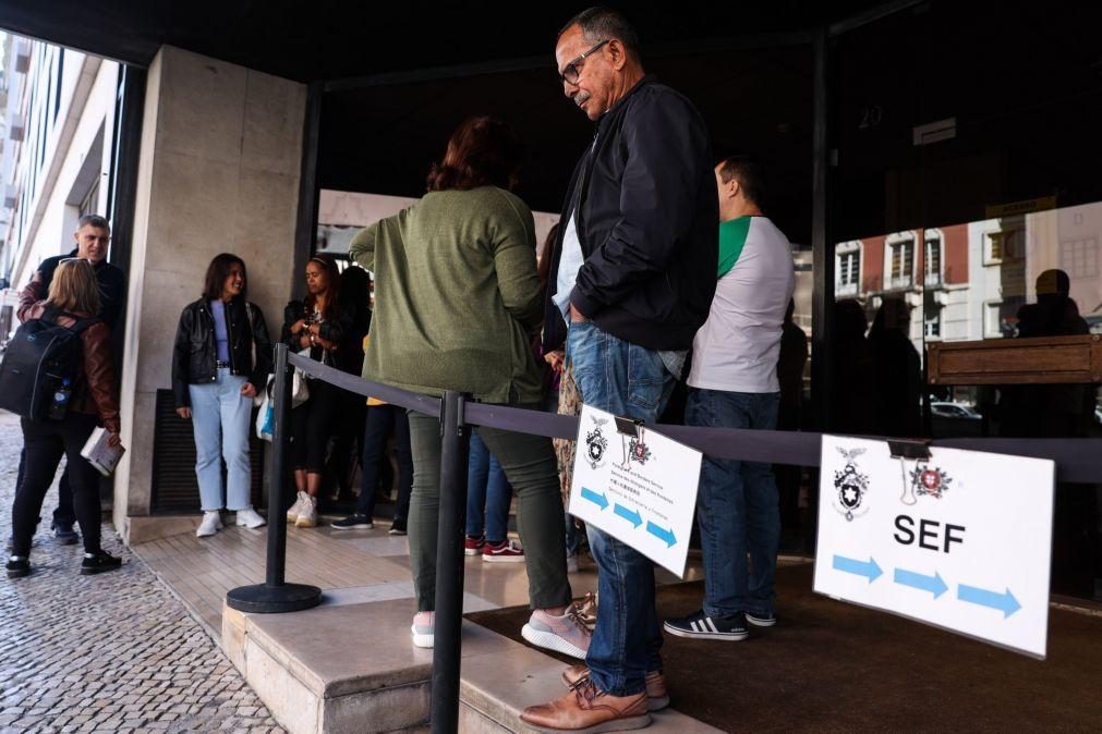 Greve no SEF encerra cerca de 90% dos postos