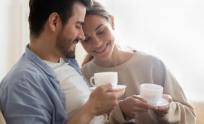 É por isto que deve beber café com... sal