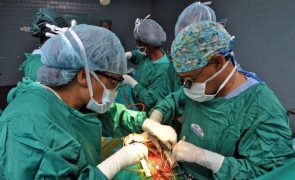 Covid-19: Cirurgias adiadas levaram a aumento de mais 45 dias no tempo de espera