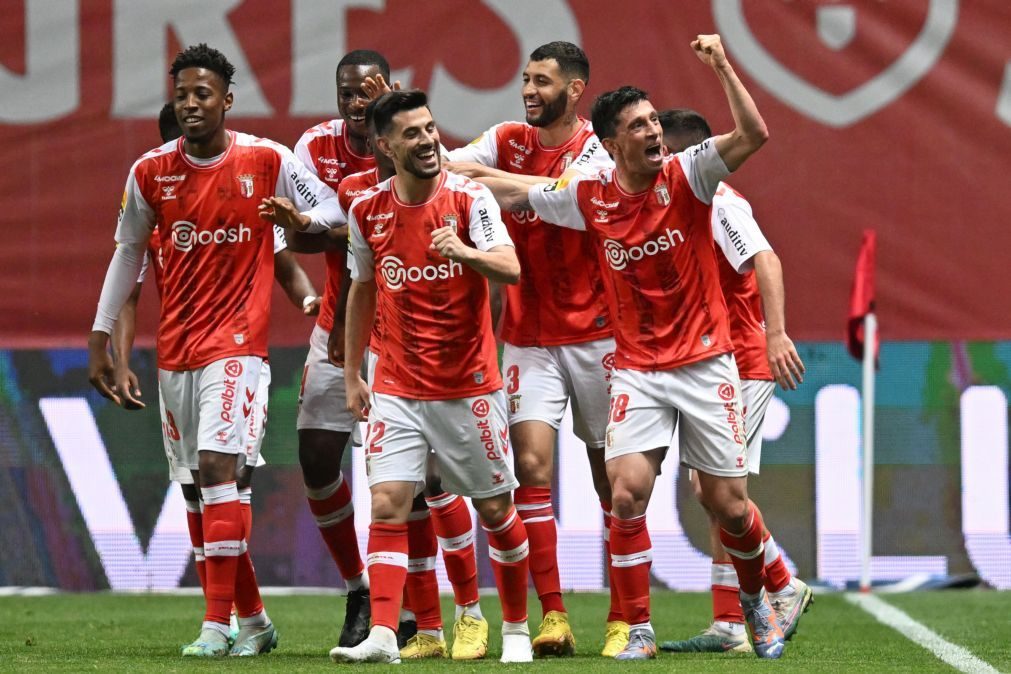 Sporting de Braga vence Estoril Praia e fica a nove pontos do líder Benfica