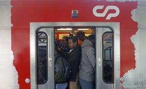 Greve suprime 59 comboios até às 08:00