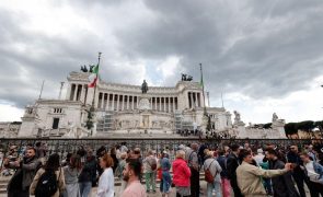 Governo italiano atualiza previsões económicas e revê em alta o crescimento