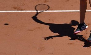Ténis feminino regressa à China após ausência devido ao caso Peng Shuai