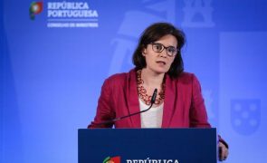Governo aprova aumento salarial intercalar de 1% na função pública