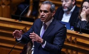 Deputado do PS Carlos Pereira sai da comissão de inquérito à gestão da TAP