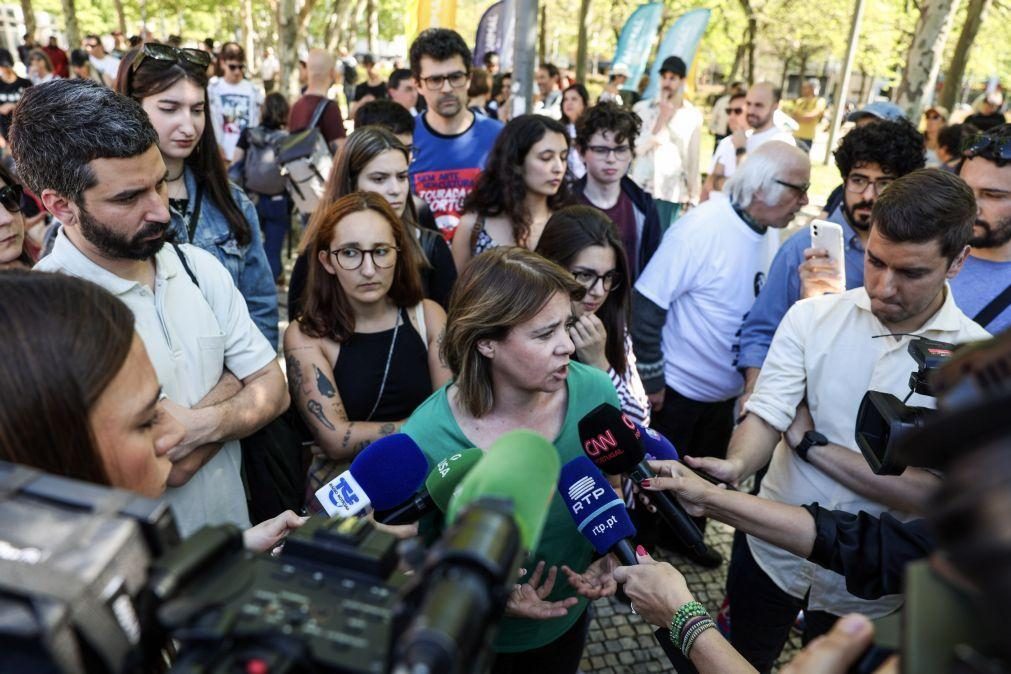 Catarina Martins diz que recusar xenofobia e ódio