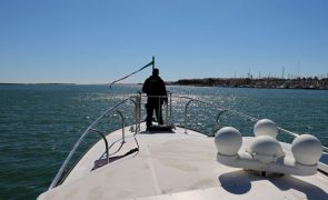 Jovem de 17 anos desaparecida no mar no Algarve