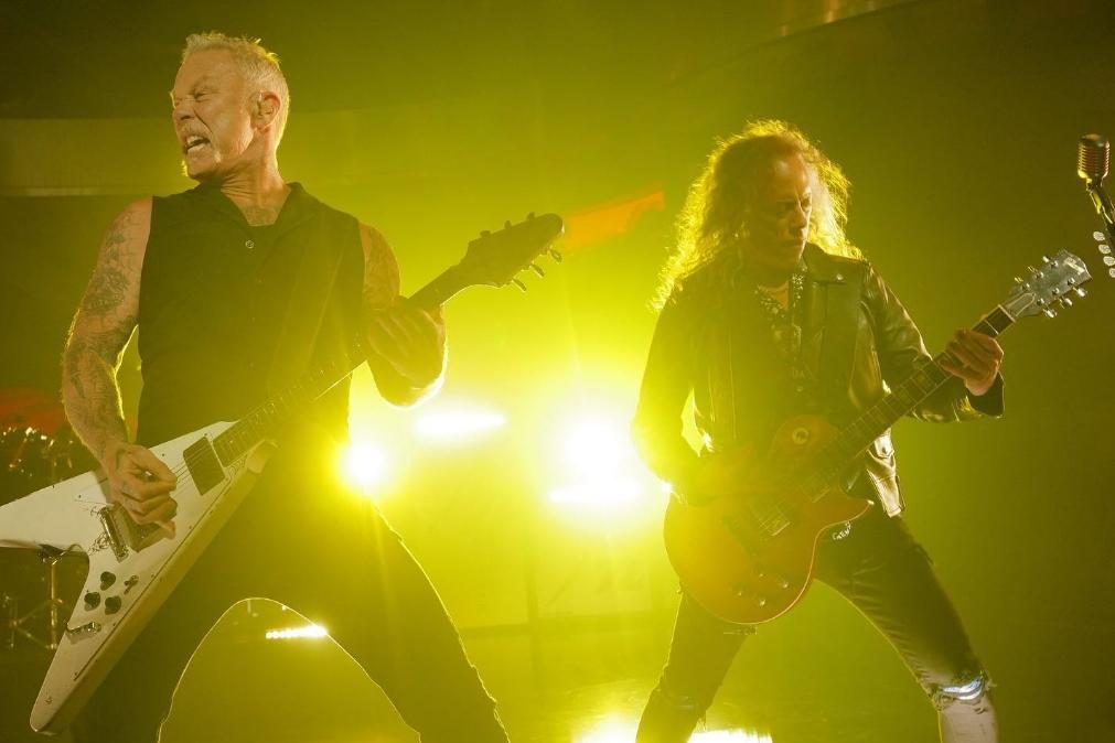 Novo álbum dos Metallica chega com vídeos em língua gestual
