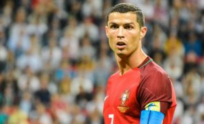Cristiano Ronaldo vendeu Porshe por metade do preço só para ter o contato de ex-Pussycat Dolls