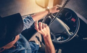Motorista assaltado e sequestrado em Sintra