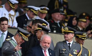 Lula da Silva comemora o Dia do Exército com forte simbolismo democrático