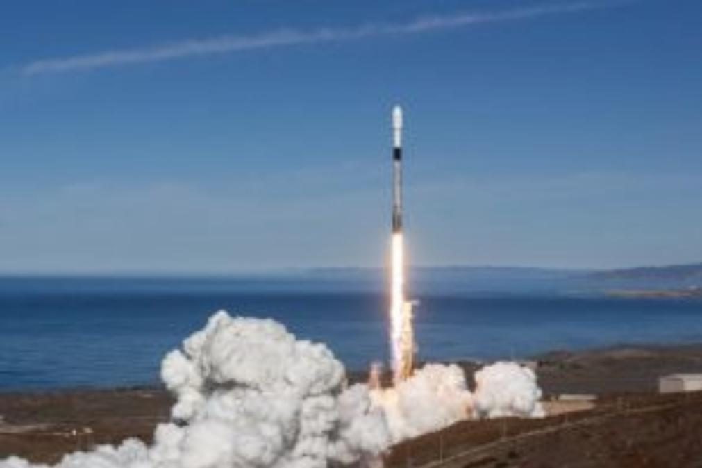 SpaceX, nave mais poderosa da história, explode ao fim de poucos minutos