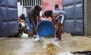Chuvas provocam seis mortos e mais de 5.000 casas inundadas em Luanda