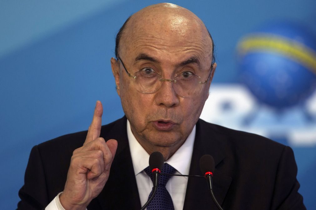 Ministro das Finanças: Défice das contas públicas do Brasil só será revertido em 2021