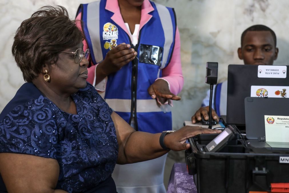 ONG moçambicana alerta para atrasos e problemas com máquinas no recenseamento eleitoral