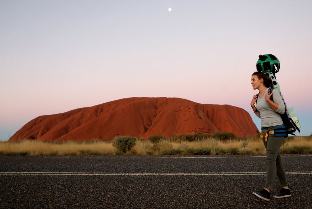 Austrália vai proibir subidas ao monte sagrado aborígene em 2019